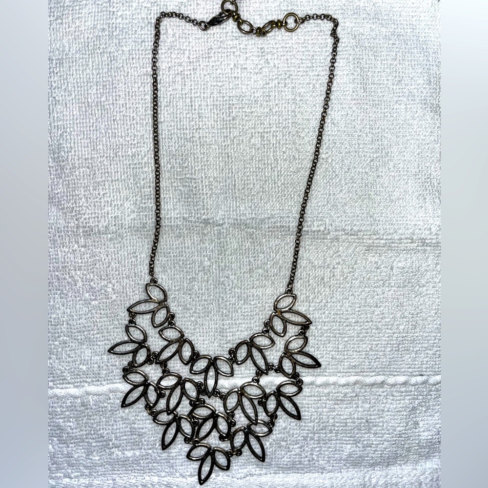 Silver Leaves statement necklace - LUCKY BRAND